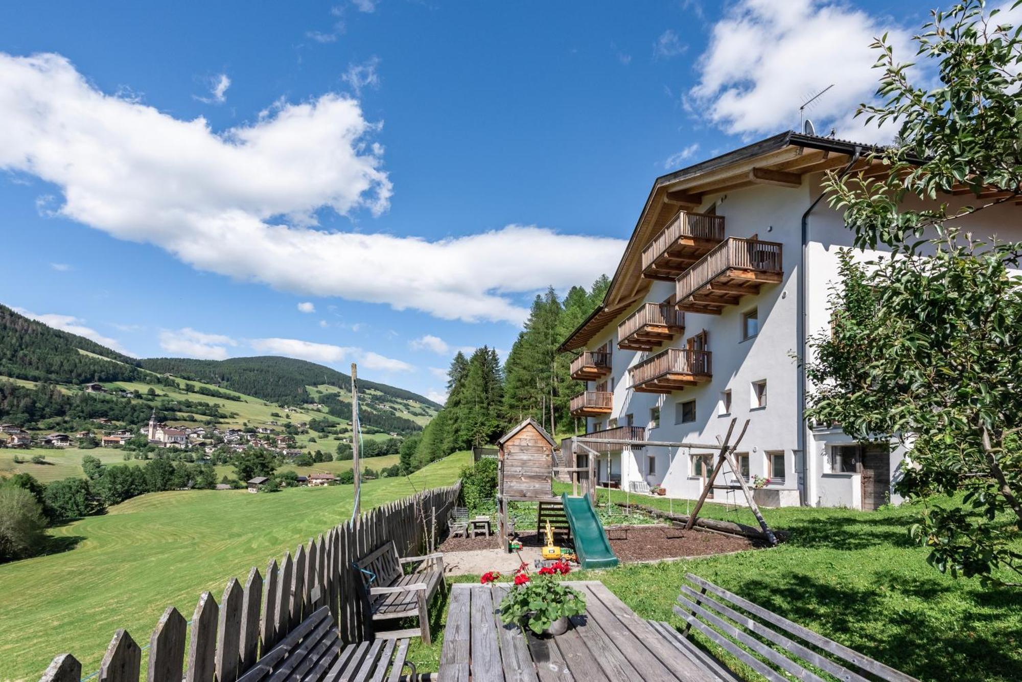 Planatschhof Apartment Funes  Exterior photo